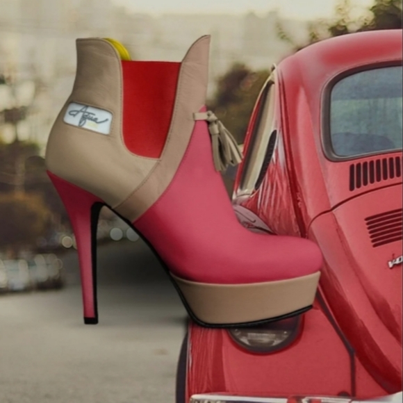 Aqua-Itlia ankle boots